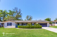 Building Photo - 2742 Holly Ridge Dr