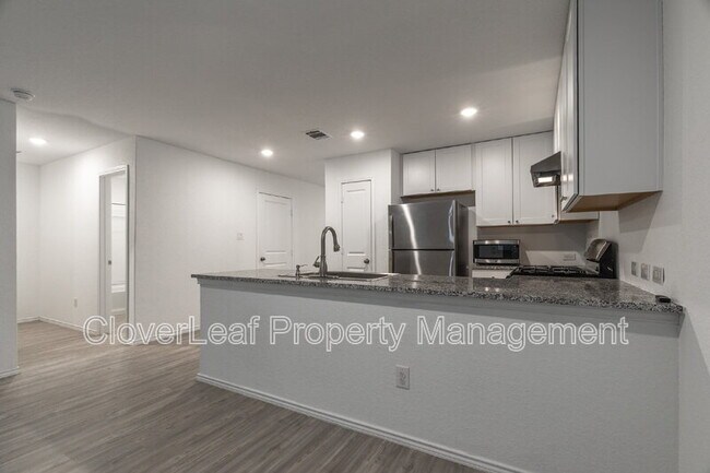Building Photo - 5507 Basil Chase