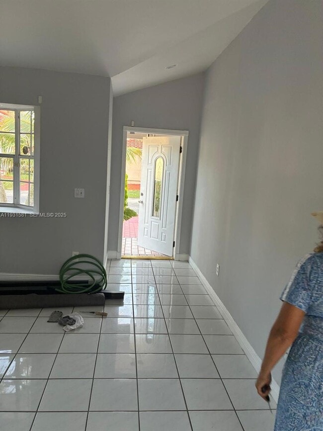 Building Photo - 16055 SW 112th Terrace