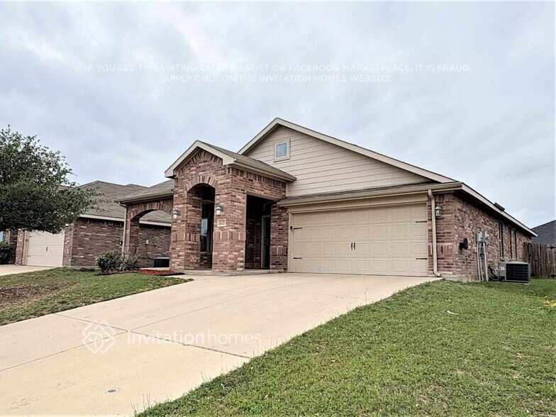 Building Photo - 6520 Chalk River Dr