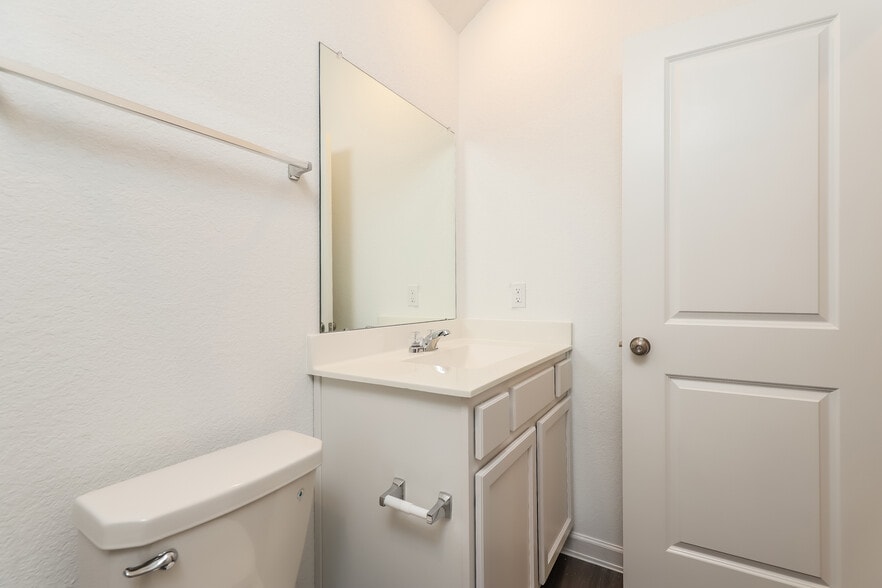 Building Photo - 5434 Tourmaline Wy