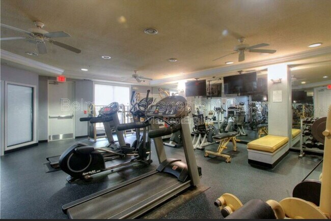 Building Photo - 5550 E Michigan St