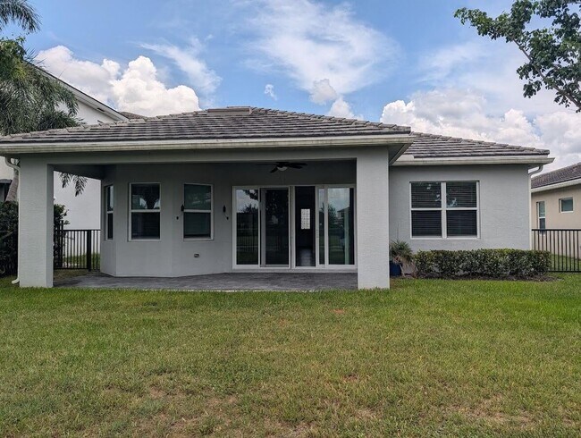 Building Photo - 4613 Citron Wy