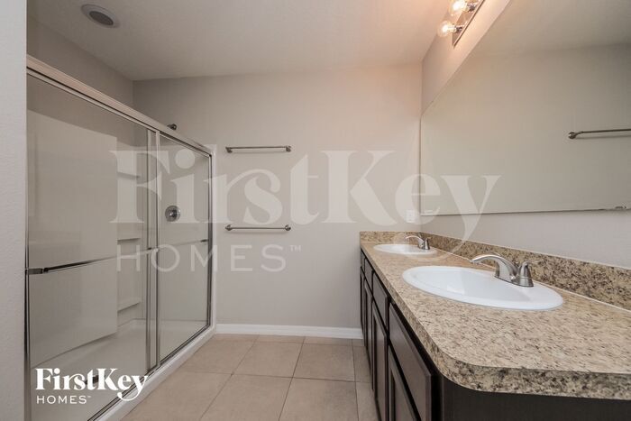 Building Photo - 2160 Sequoia Way