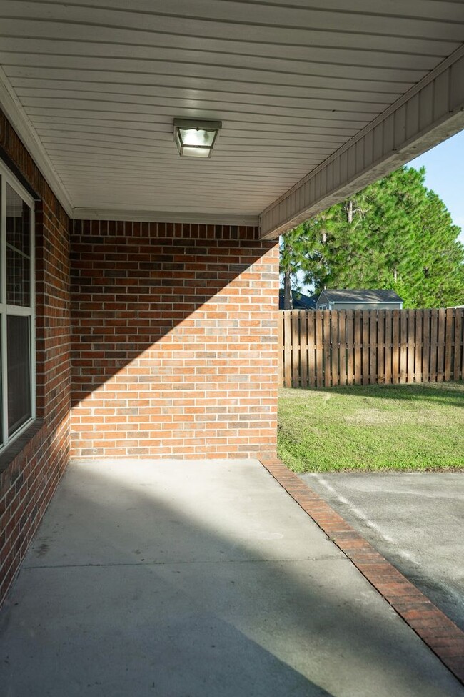Building Photo - 608 Butler Springs Cir