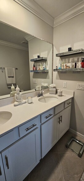 Primary Bath - 5427 Double Eagle Cir