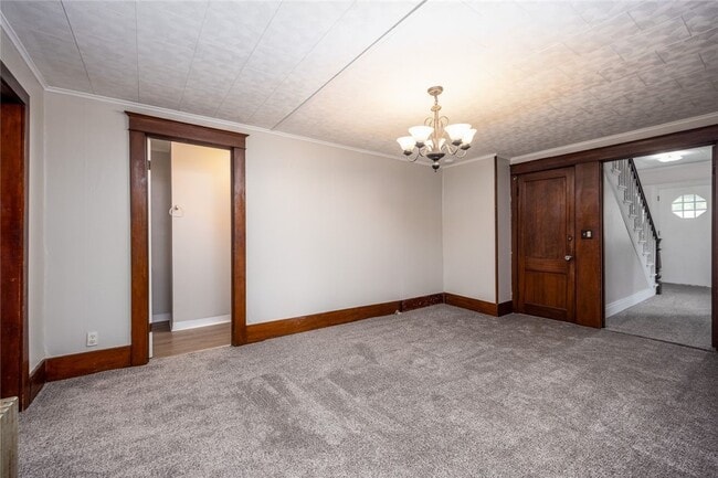 Building Photo - 757 Holt Rd