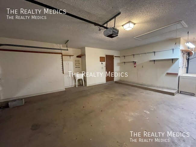 Building Photo - 1168 E Winged Foot Cir