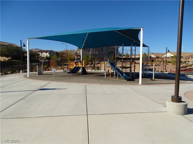 Building Photo - 10589 Sariah Skye Ave