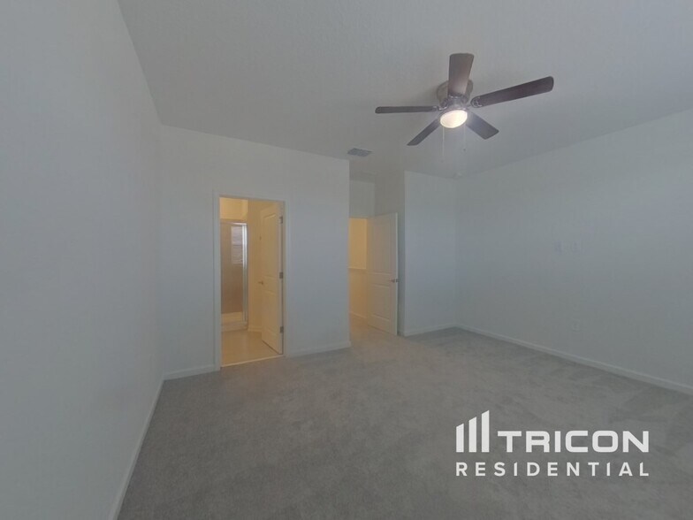 Building Photo - 2086 Rider Rain Ln