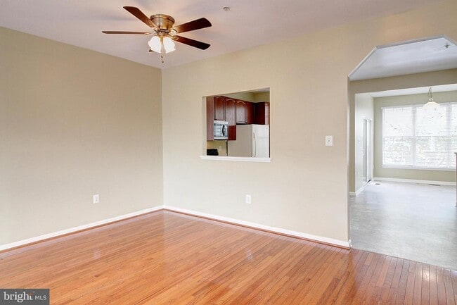Building Photo - 160 Harpers Way
