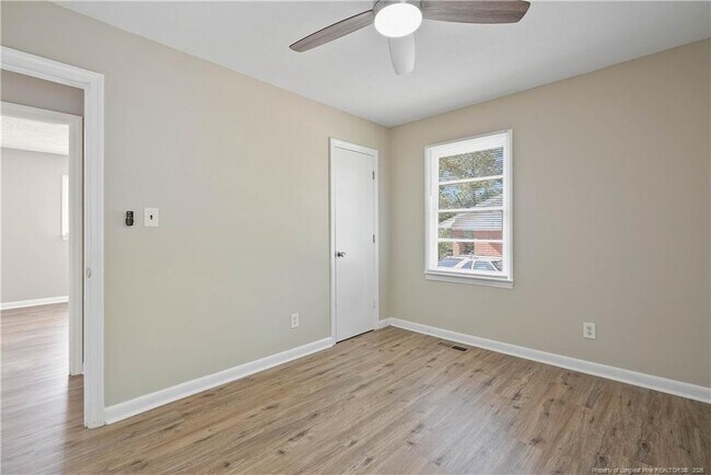 Building Photo - 709 Shambrey St