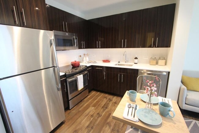 Building Photo - 2.0 bedroom in Allston Massachusetts 02134