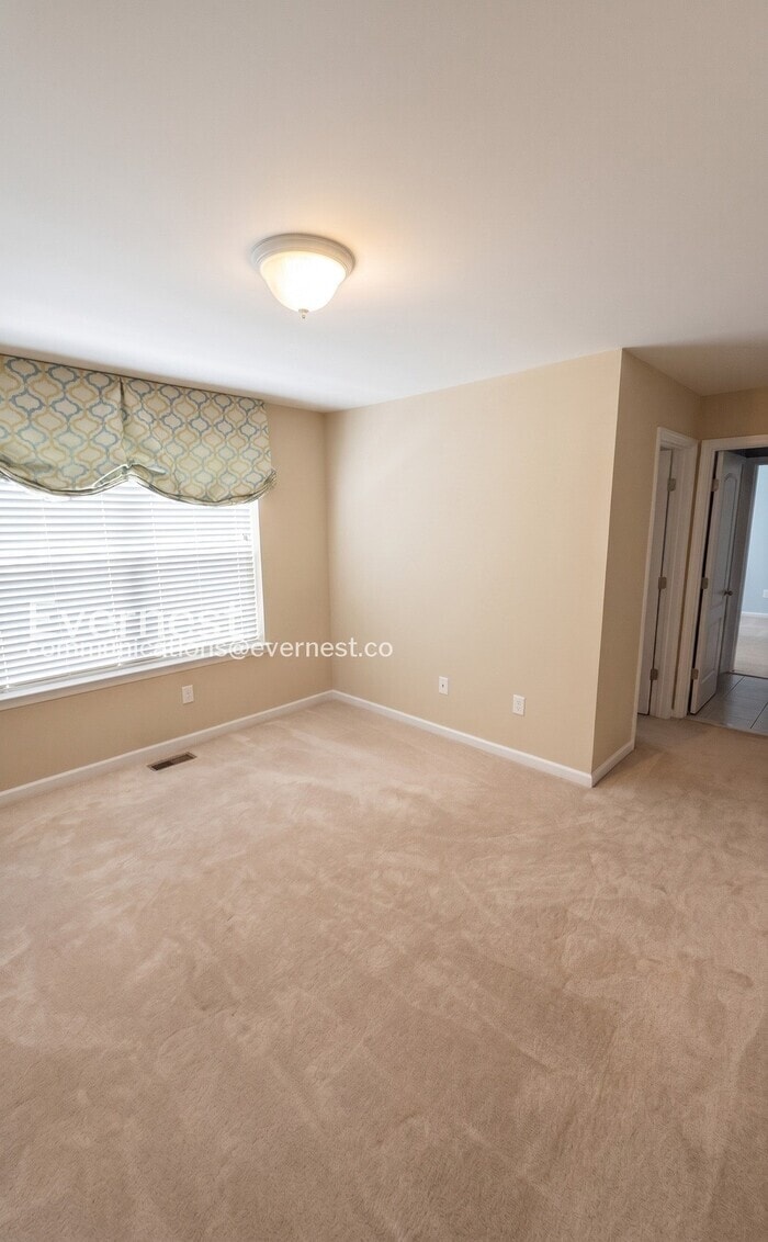 Building Photo - 1735 Hudgins Farm Cir