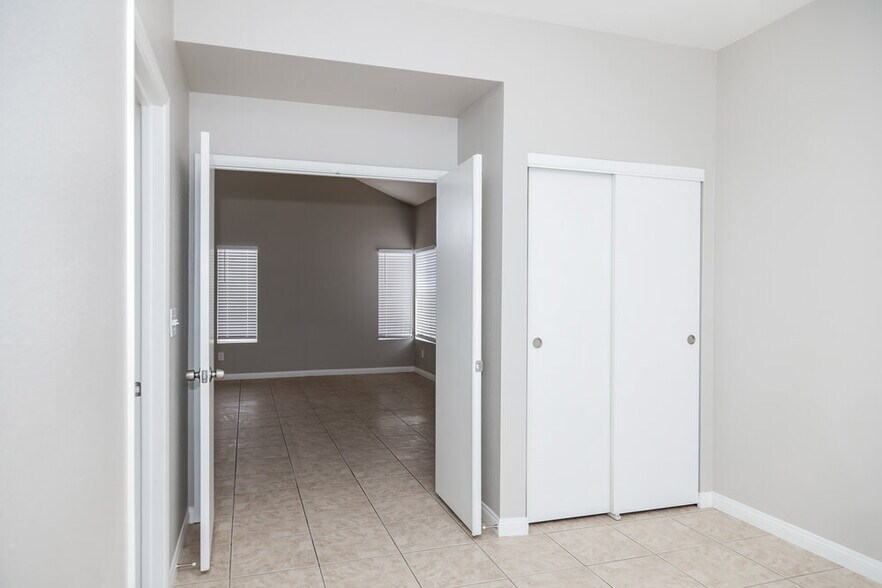 Building Photo - 7099 Magic Moment Ln