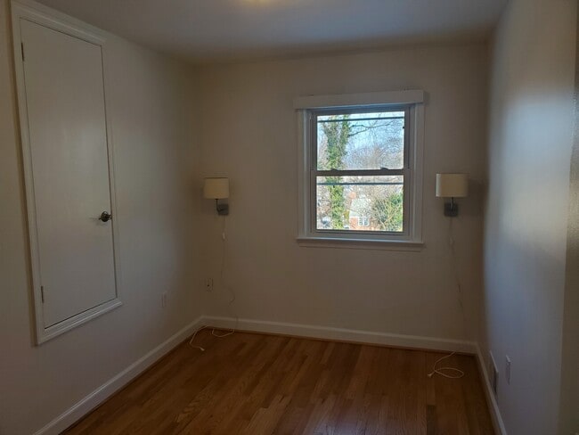 Building Photo - 6619 Beddoo St