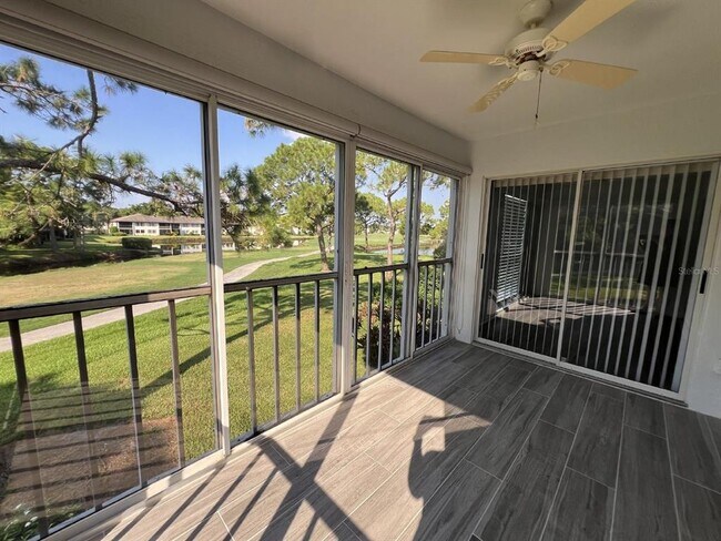 Building Photo - 5262 Wedgewood Ln