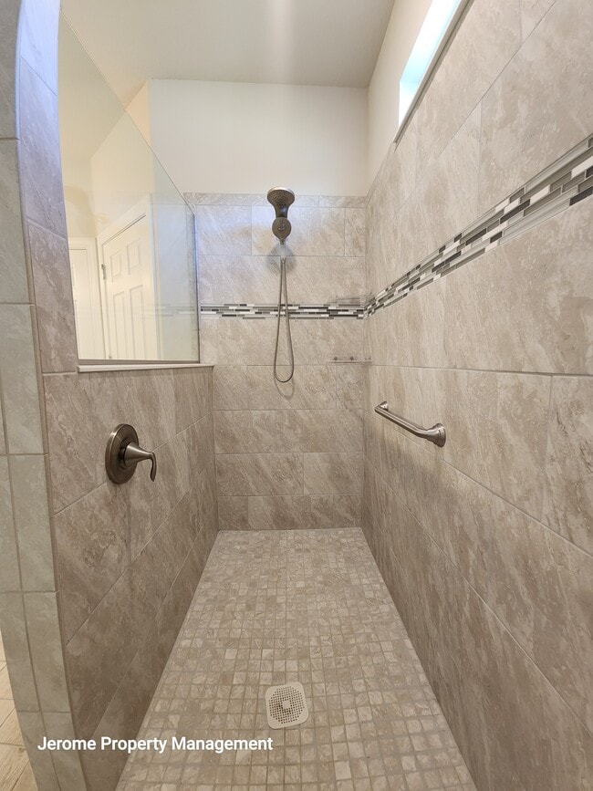 Building Photo - 18743 Coastal Shr Ter