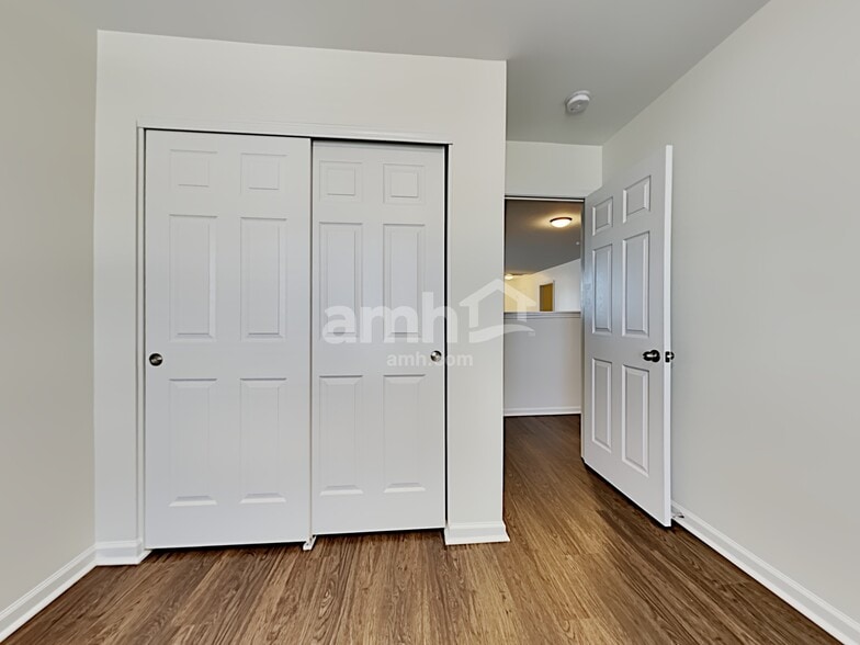 Building Photo - 341 Peters Creek Dr