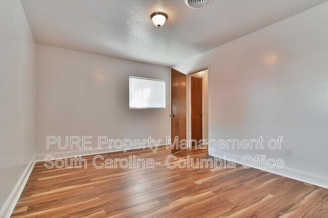 Building Photo - 1304 Suber St