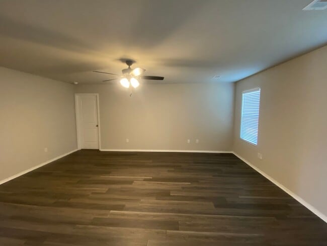 Building Photo - 5304 Yukon Dr