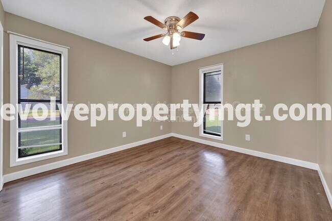 Building Photo - 1170 Simmonsridge Dr