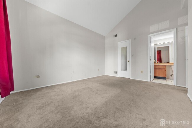 Building Photo - 6111 Cedar Ct