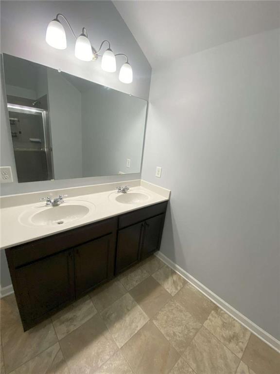Building Photo - 5224 Cantbury Way