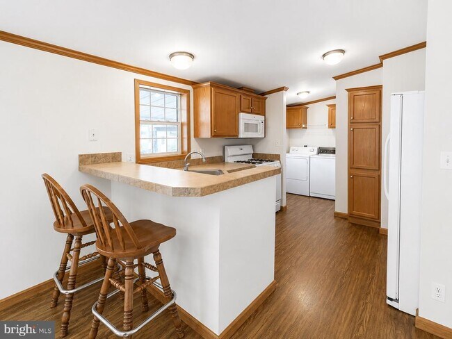 Building Photo - 3073 Table Rock Rd