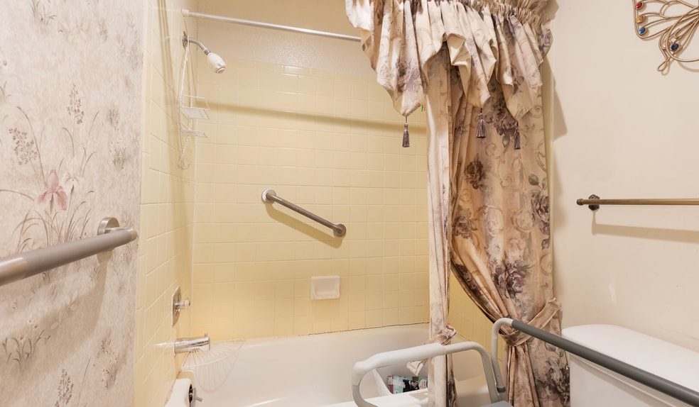 Building Photo - 5207 Tom Stafford Dr