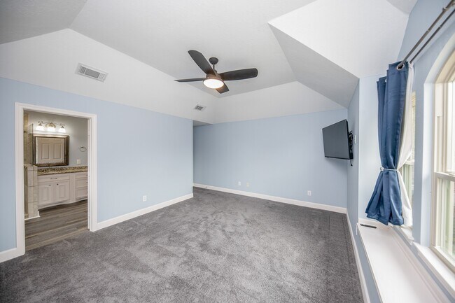 Building Photo - 206 Cheswick Cir