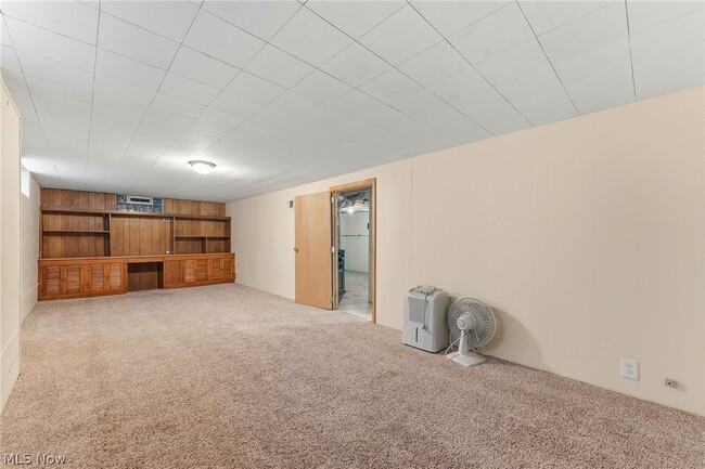 Building Photo - 602 Huntmere Dr