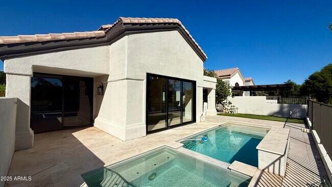 Building Photo - 8133 E Cortez Dr