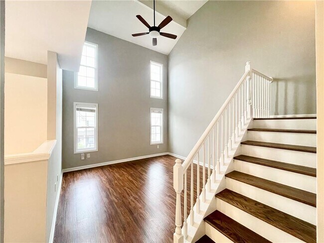 Building Photo - 2225 Hoskins Ct