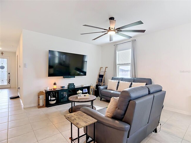 Building Photo - 504 Twin Bowfish Way
