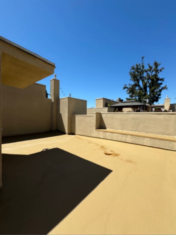 Building Photo - 13012 Riverside Dr