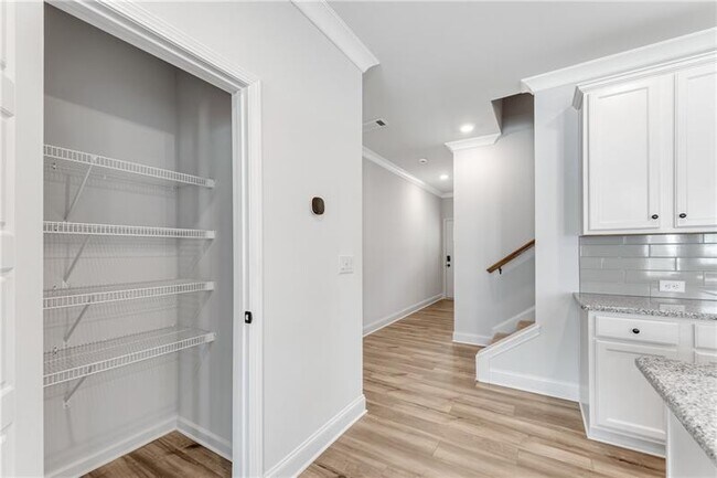 Building Photo - 4582 Cypress Pk Dr