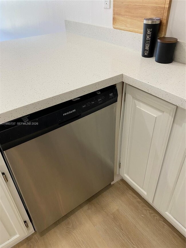 Building Photo - 1280 S Alhambra Cir