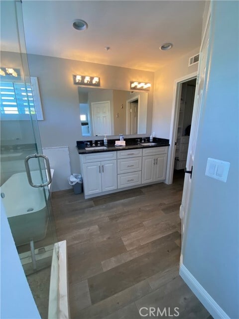 Building Photo - 25 Ville Franche