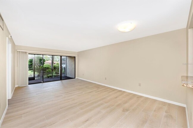 Building Photo - 5172 Lake Village Dr