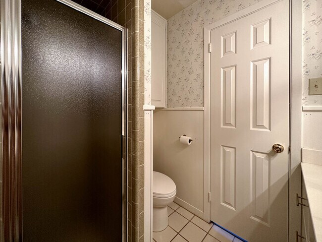 Building Photo - 408 Mimosa Dr