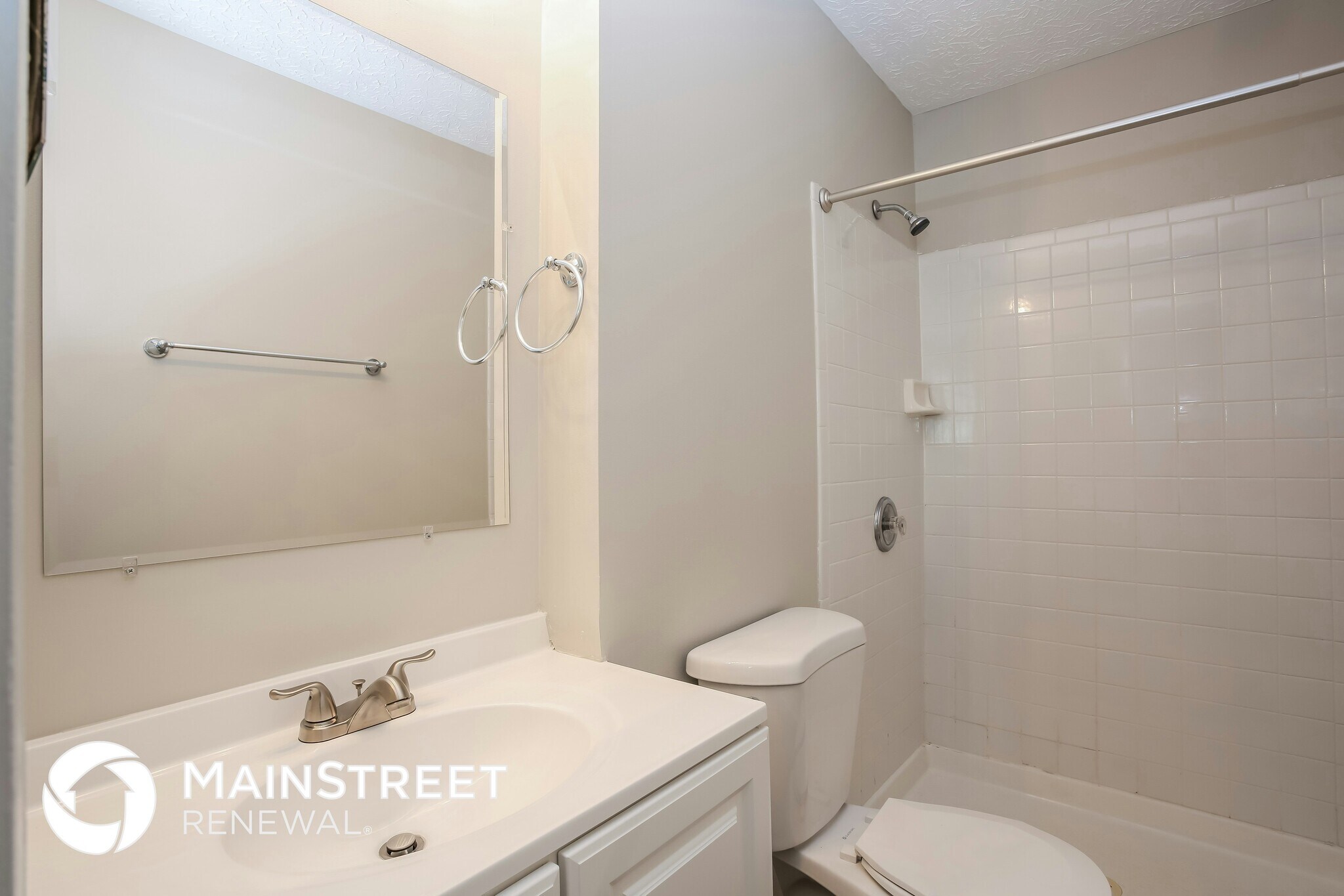 Building Photo - 1386 Hackworth St