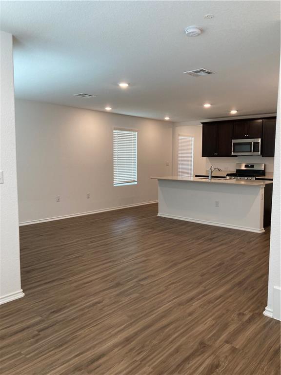Building Photo - 7204 Dancing Wind Ln