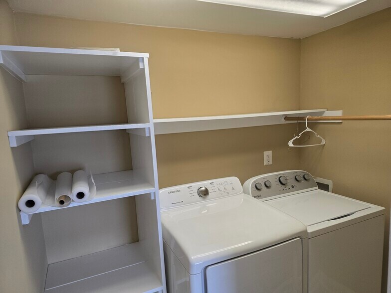 Laundry Room - 28976 Three Notch Rd