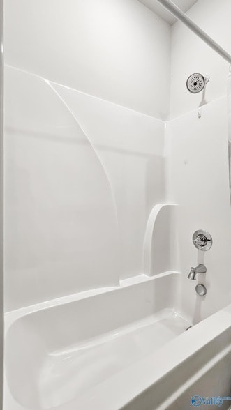 Building Photo - 403 Edgebrook Dr