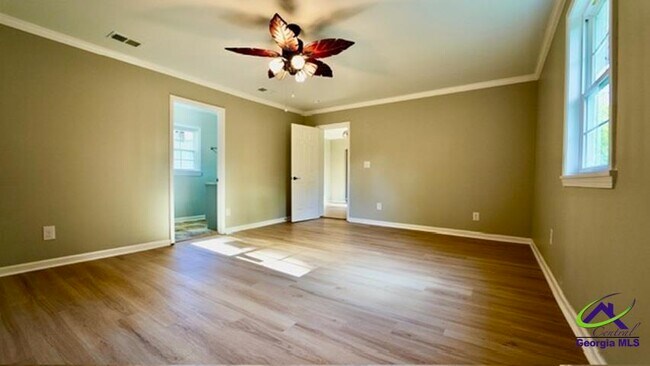 Building Photo - 311 S 2nd St