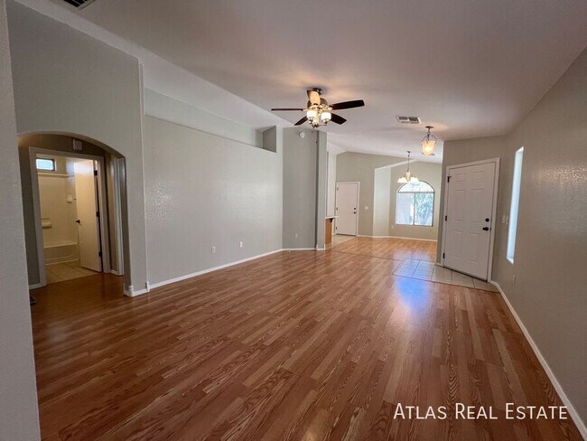 Building Photo - 6510 E Garden Stone Dr