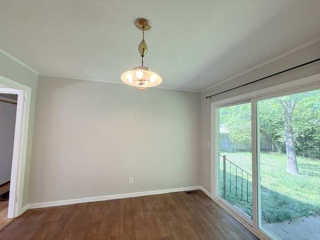 Building Photo - 603 Austin Dr NW