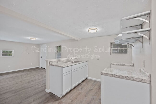 Building Photo - 2520 Grand Blvd