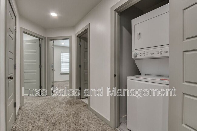 Building Photo - 13508 Vinita Dr